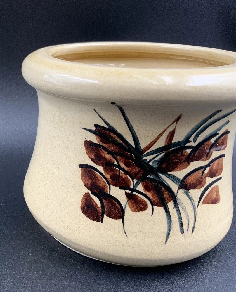 CONTEMPORARY POTTERY, LTD Studio SmallCeramic Crock Hand Painted Pinecone Spruce