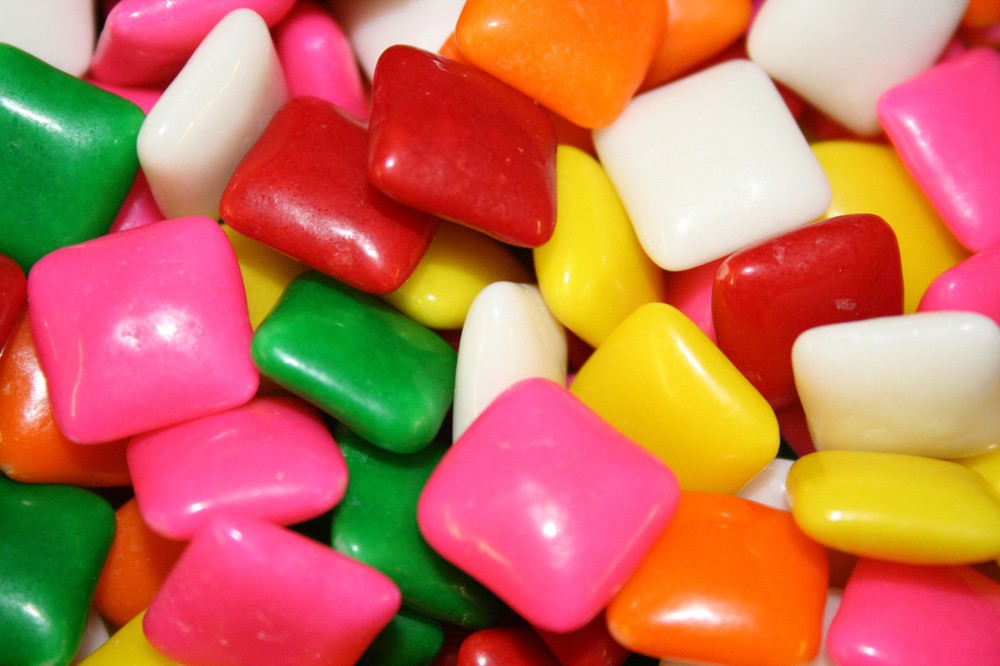 DUBBLE BUBBLE CHICLETS CHEWING GUM, 1LB