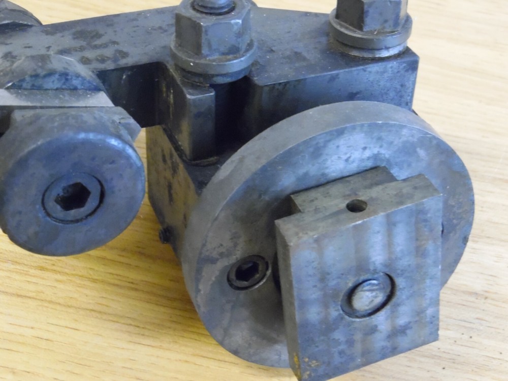 Zenith tool cleveland change lath tool holder