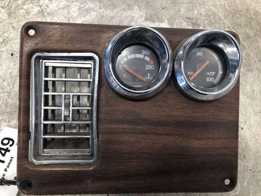 1996 Freightliner FLD120 Gauge Panel 2232029001 (716-10149)