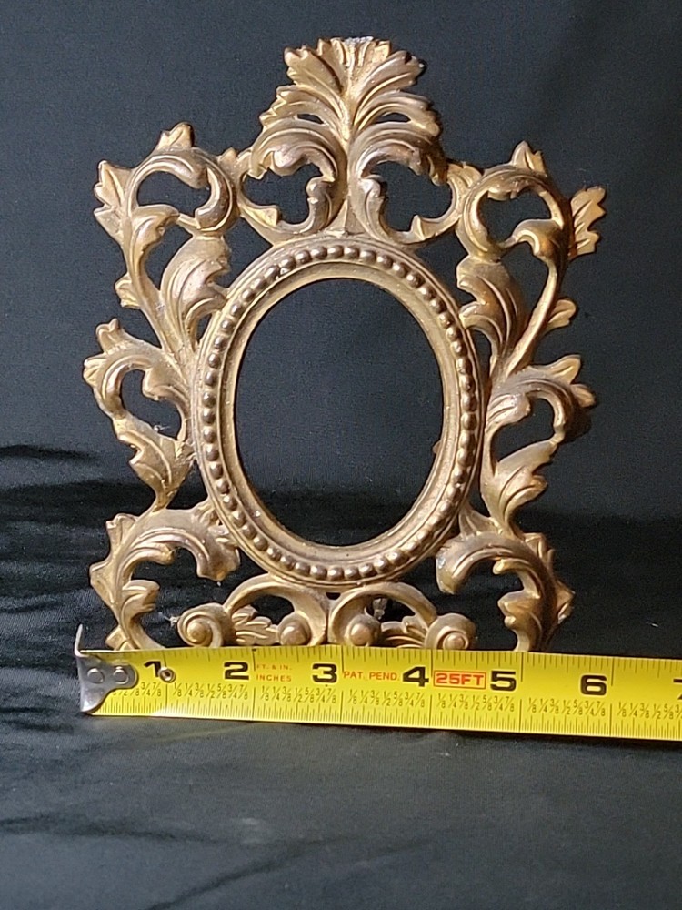 Victorian Mirror / Picture Frame ~ Gilded bronze ~ foliage ~ READ DESCRIPTION