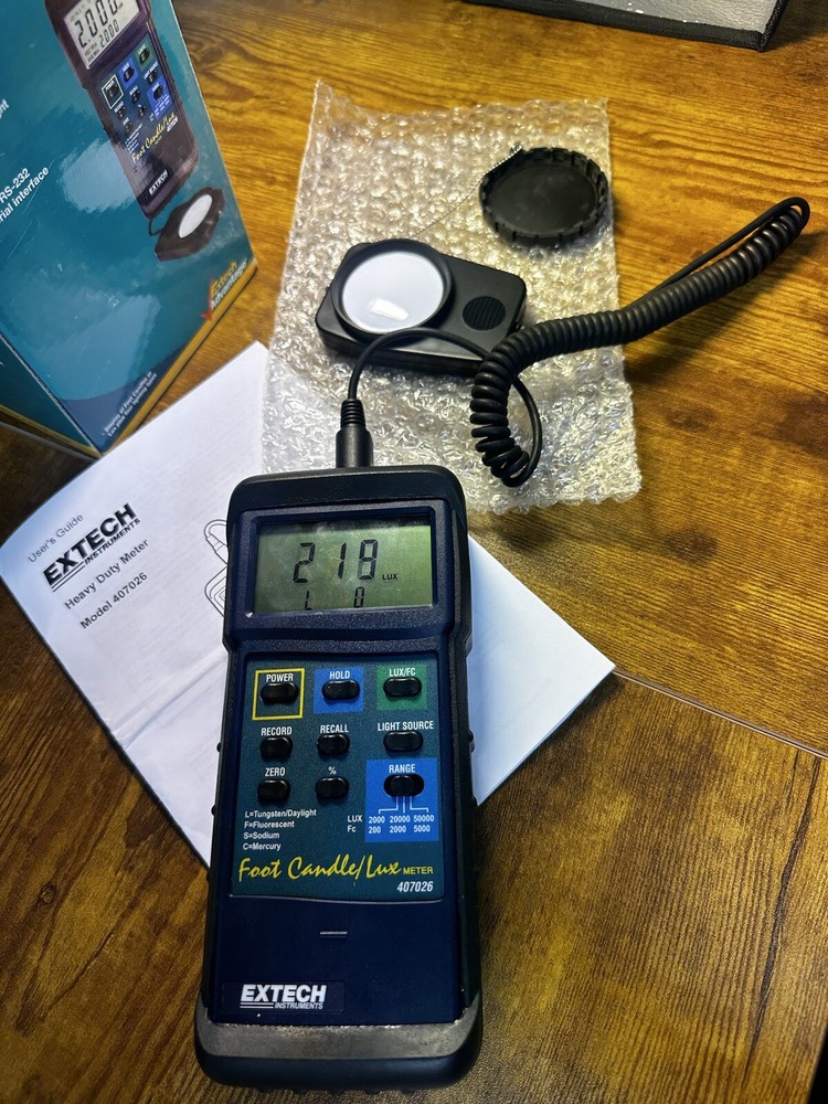 Extech 407026 Foot Candle Lux Heavy Duty Light Meter