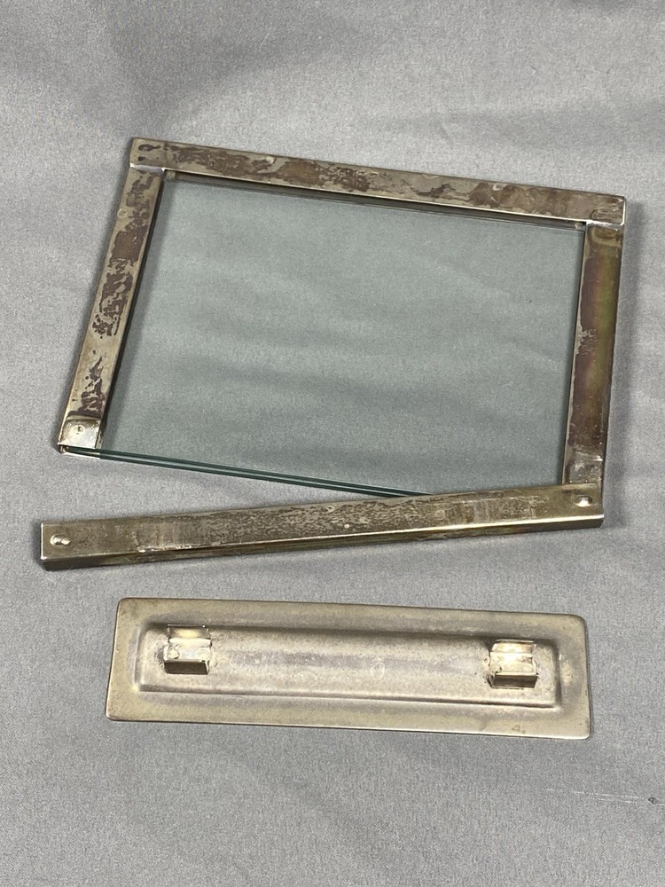 2 Vintage Silver Plated Framed Glass Rectangular Standing Picture Frames 5x7”