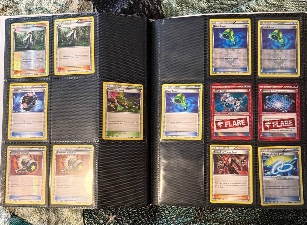Pokemon 2014 XY Phantom Forces near-master set binder