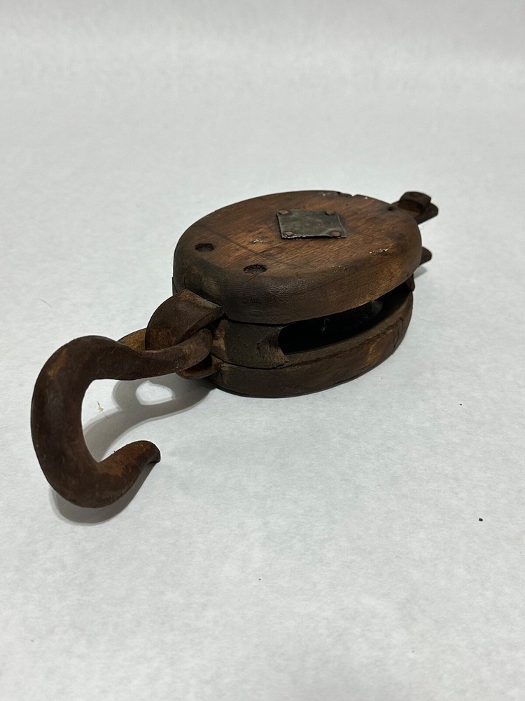 Single Wooden Pulley