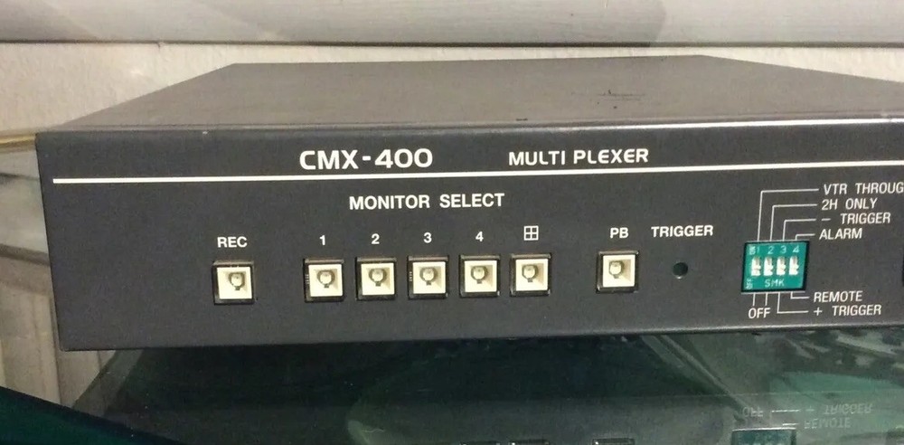 Multi Plexer Monitor Select CMX-400