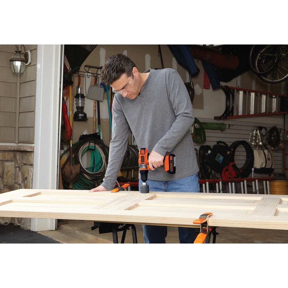 BLACK+DECKER 20V MAX* Cordless Drill/Driver Variable Speed - LDX220C