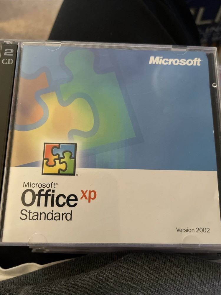Micro Office XP Pro Academic Esition 2002 Software 2 CD Set Crack In Case As Is