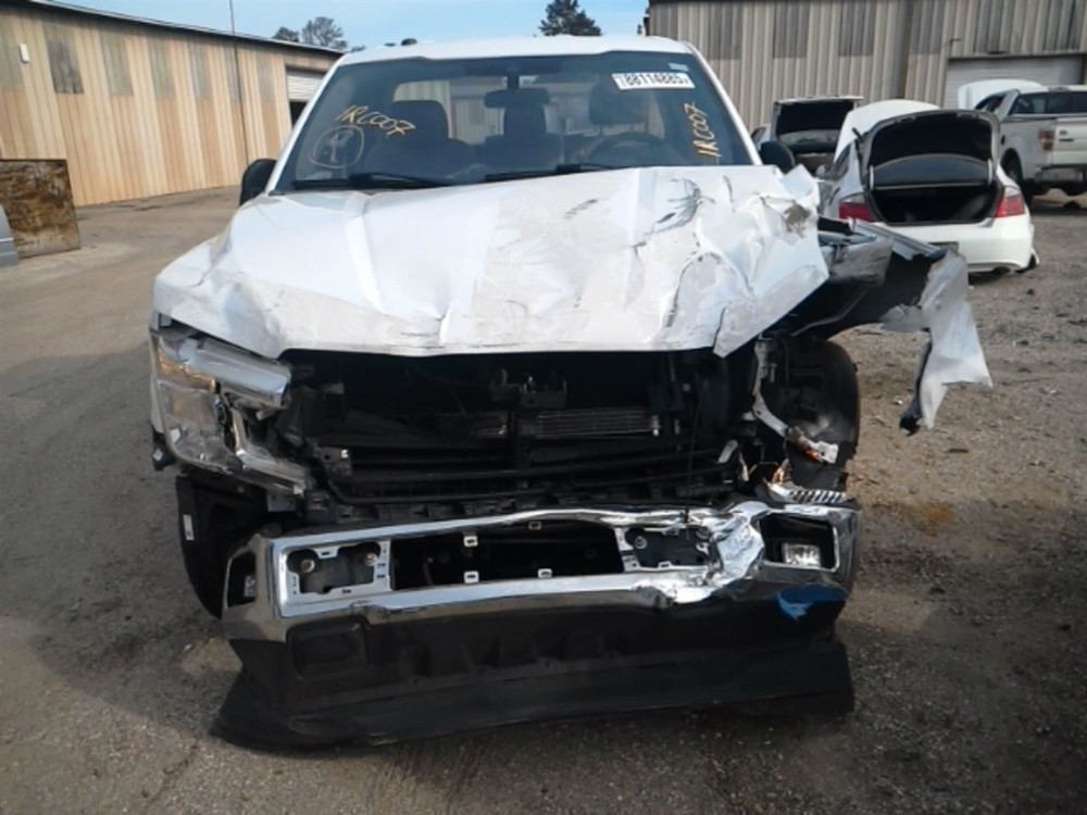 F150 2019 High Mounted Stop Light 104820185