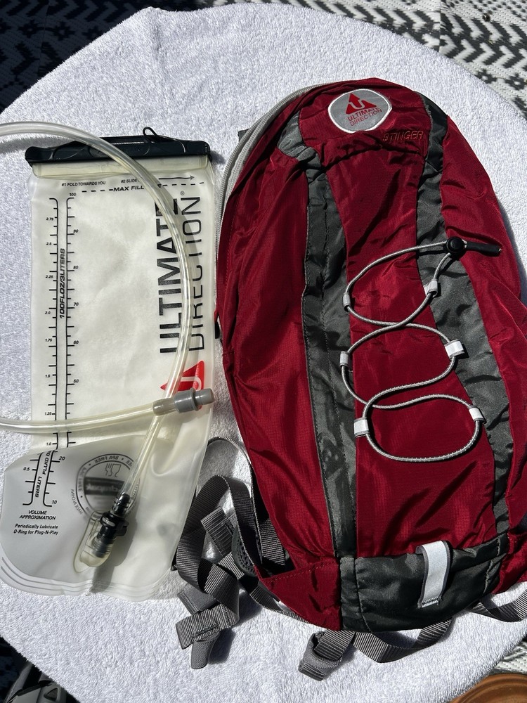 Ultimate Direction Stinger 3L Hydration Pack & Bladder