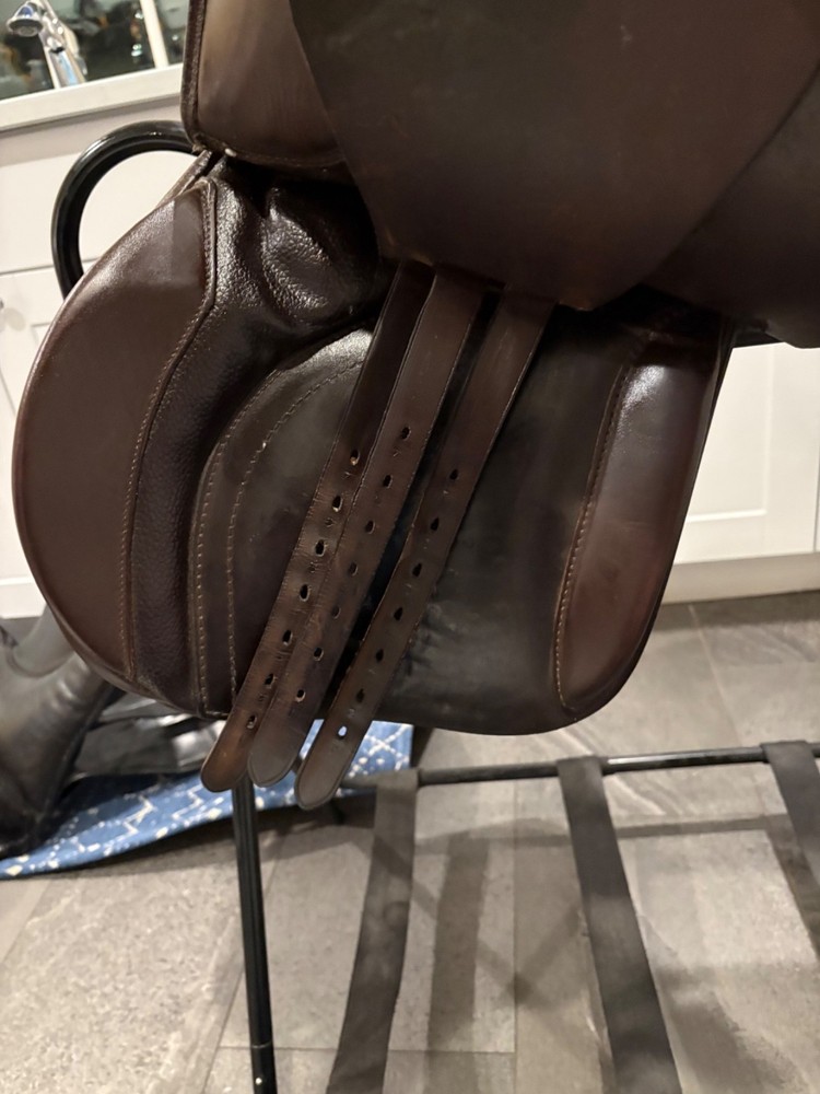 ideal Eventer Jump Saddle 17" Medium Tree