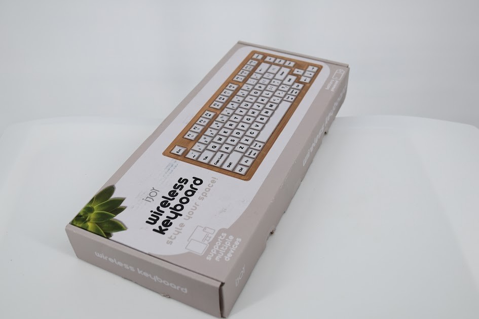iJoy Wireless Wooden Keyboard - Open Box