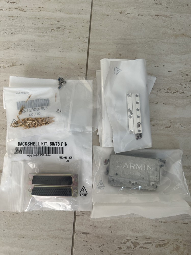 011-03296-00 GMC Connector kit
