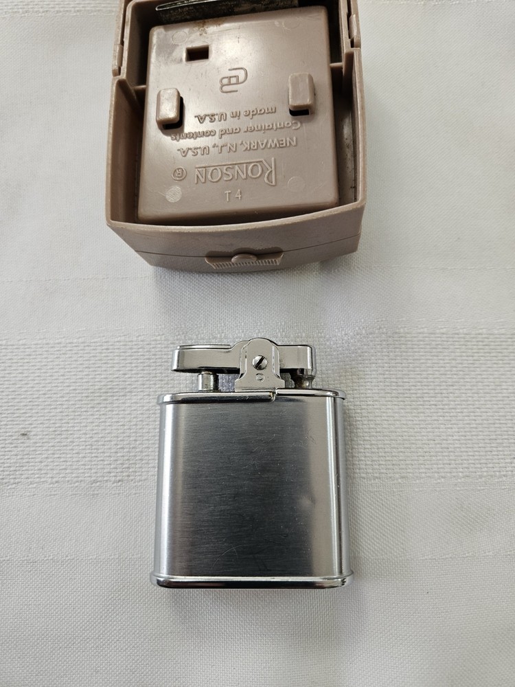 Vintage Ronson Whirlwind Lighter