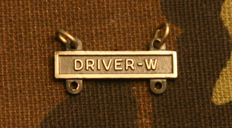 US ARMY DRIVER-W QUALIFICATION BAR; OXIDIZED SILVER FINISH