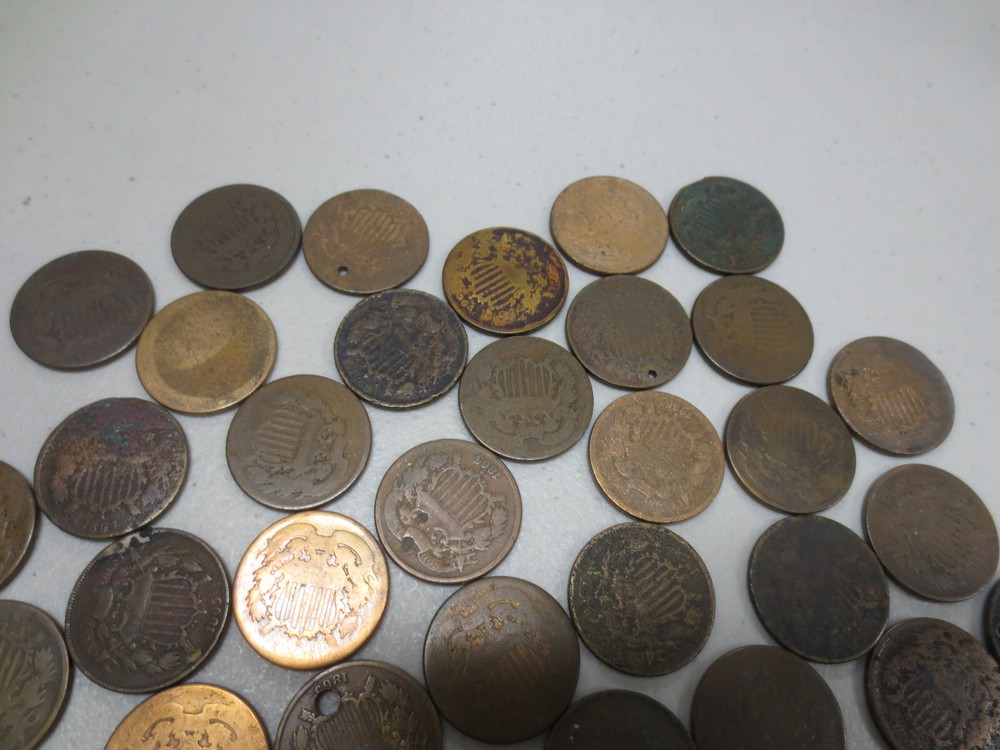 (79) Assorted Dates Two Cent Pieces (AG / Damaged)