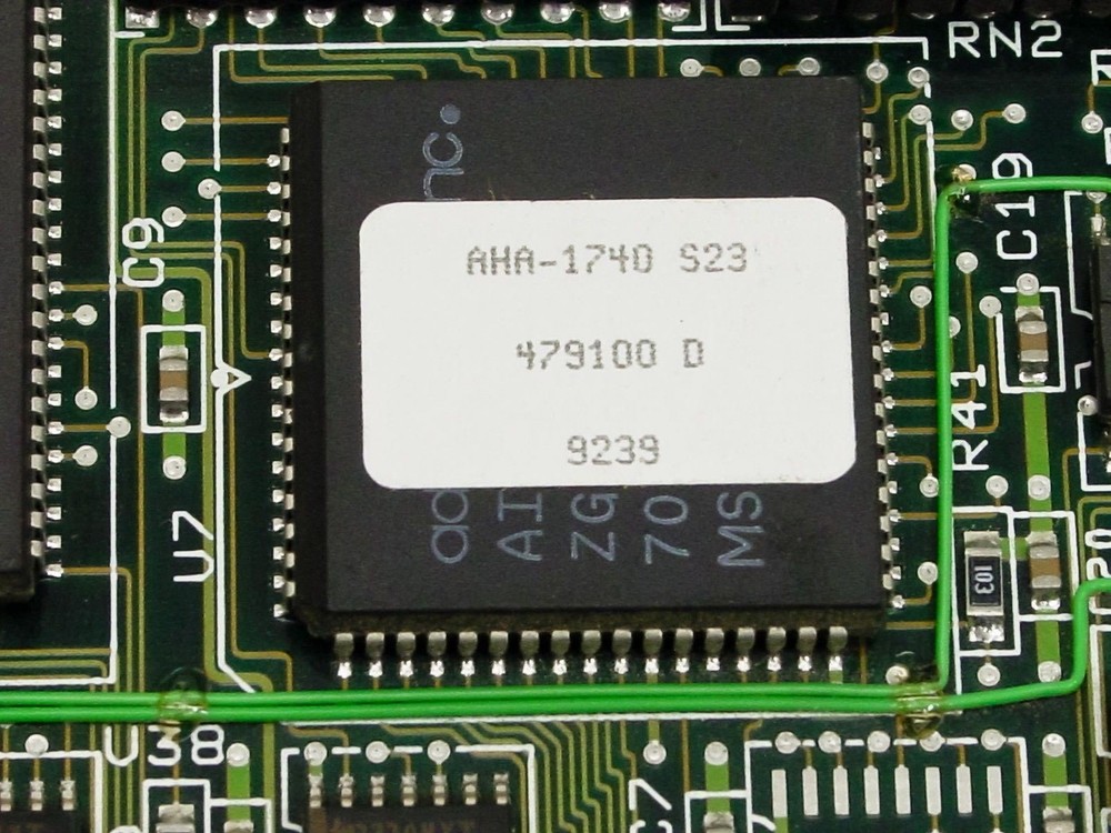 Adaptec AHA-1740 68-Pin External SCSI Controller Card