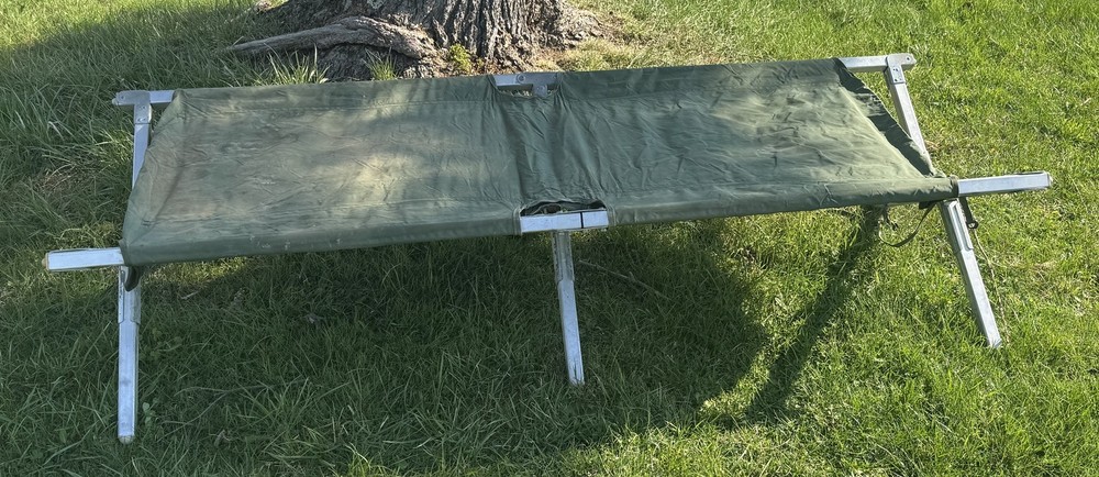 Compact Lightweight FOLDABLE Aluminum Sleeping Cot US Military NO END RODS
