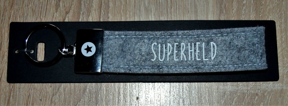 Depesche felt keychain, "SUPERHERO", new