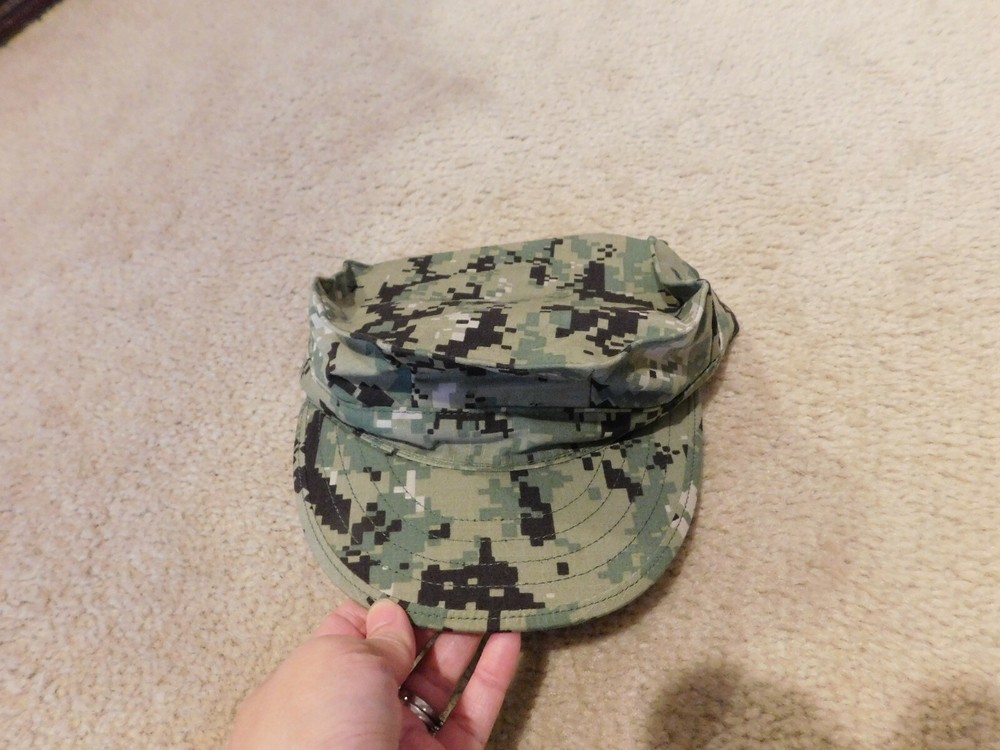 US NAVY WORKING CAP TYPE III SIZE 7 NEW w/ DEFECTS