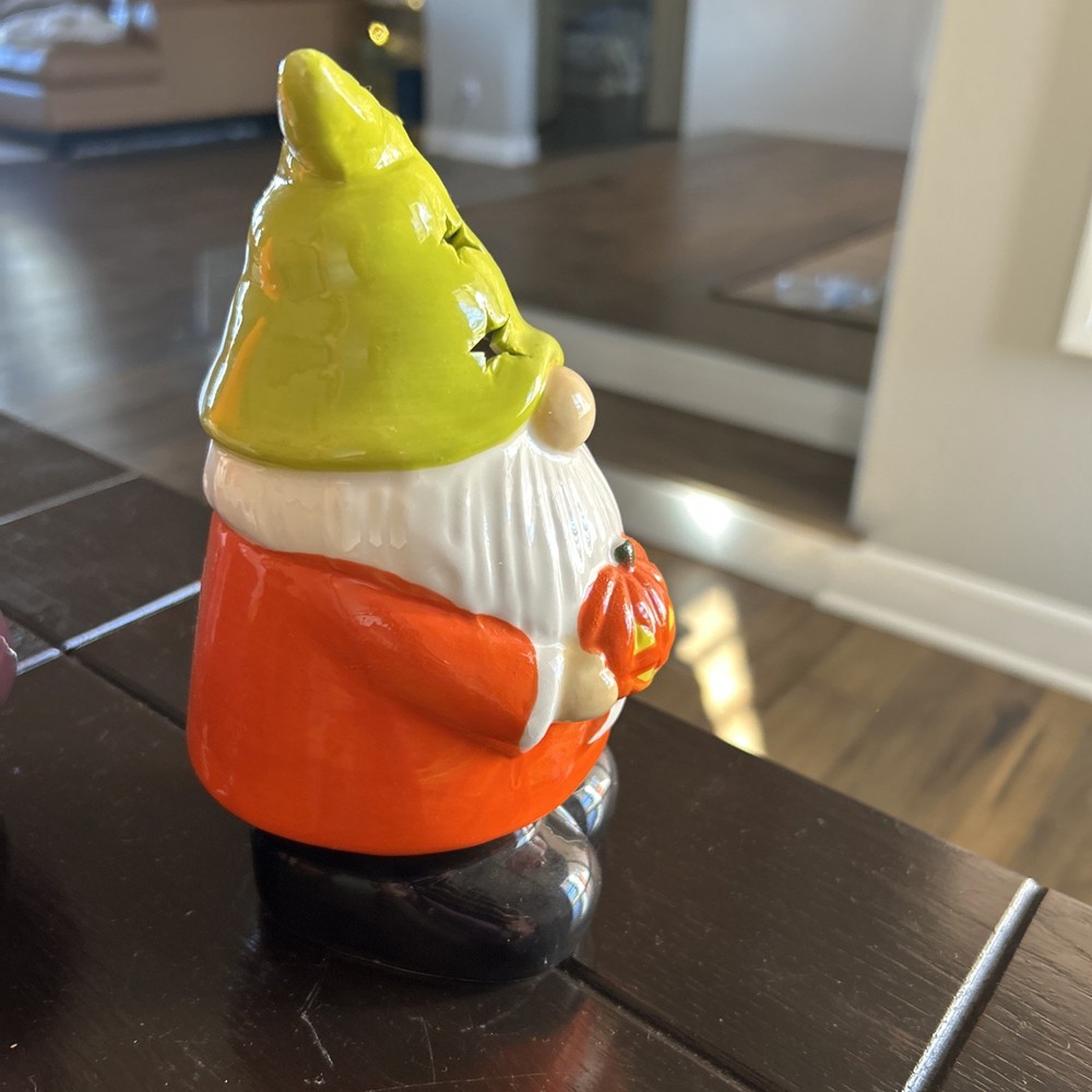 2 Two Halloween Gnomes Light with Timer