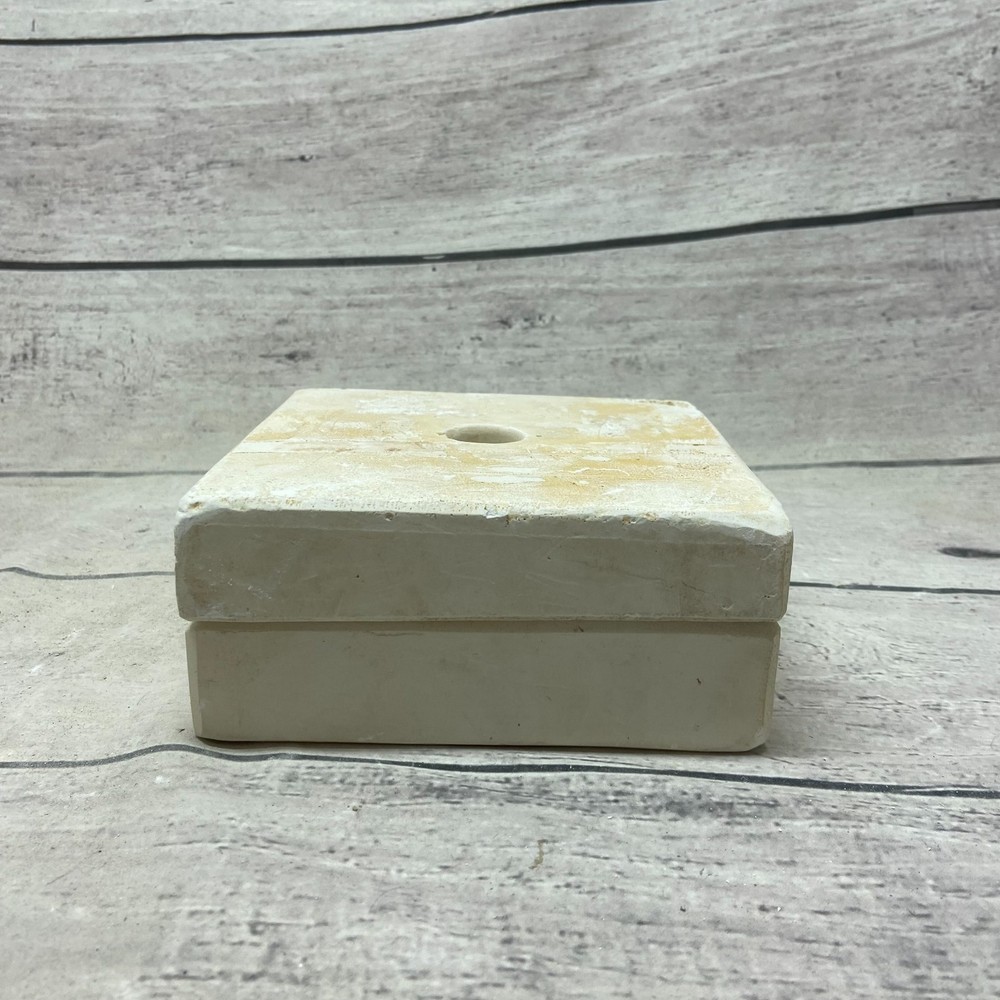 Unbranded Ceramic Casting Triangular Mold