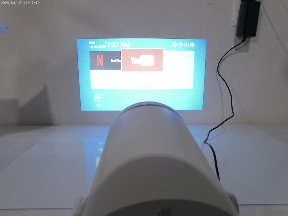 CAMWORLD PROY Battery-Powered Android Projector