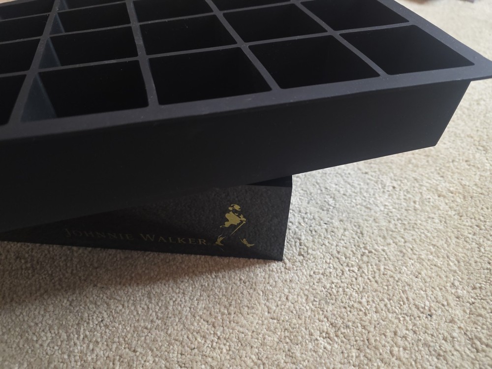 Jonnie Walker Whiskey Ice Mold & Tray
