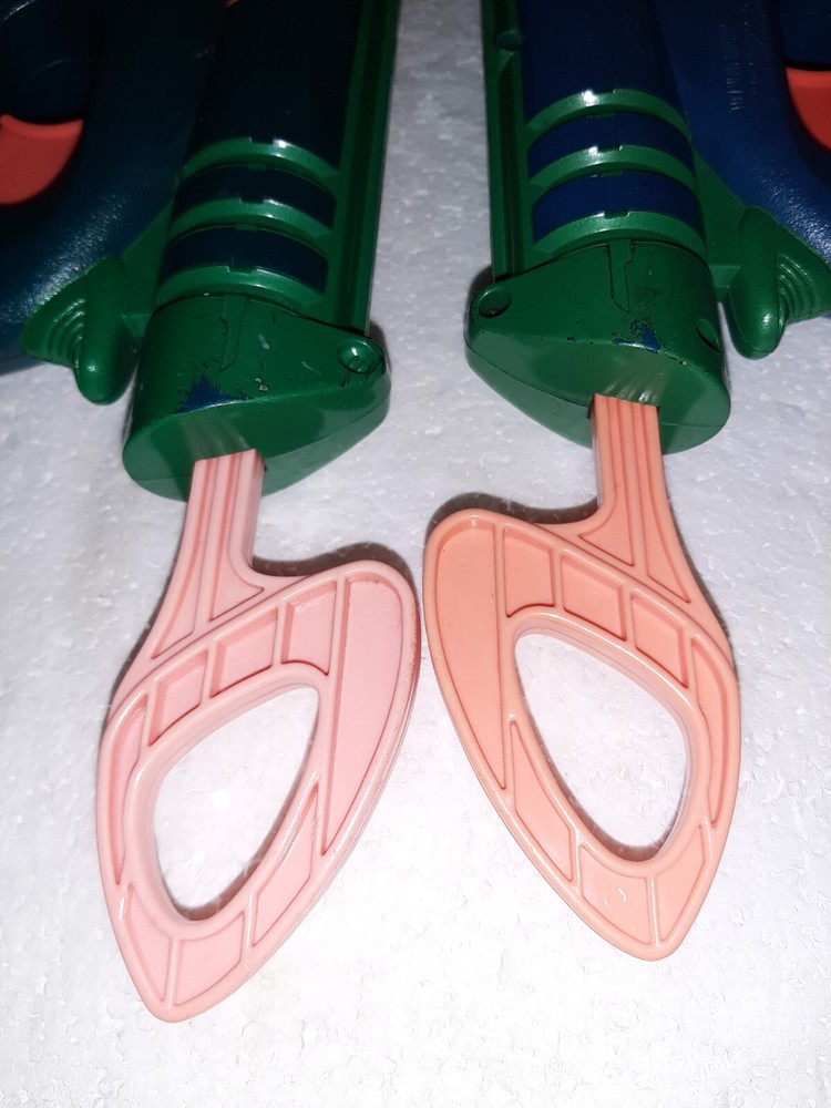 Nerf N-Strike Green Tech Electronic Target & (2) Nerf Tech Target Eliminators