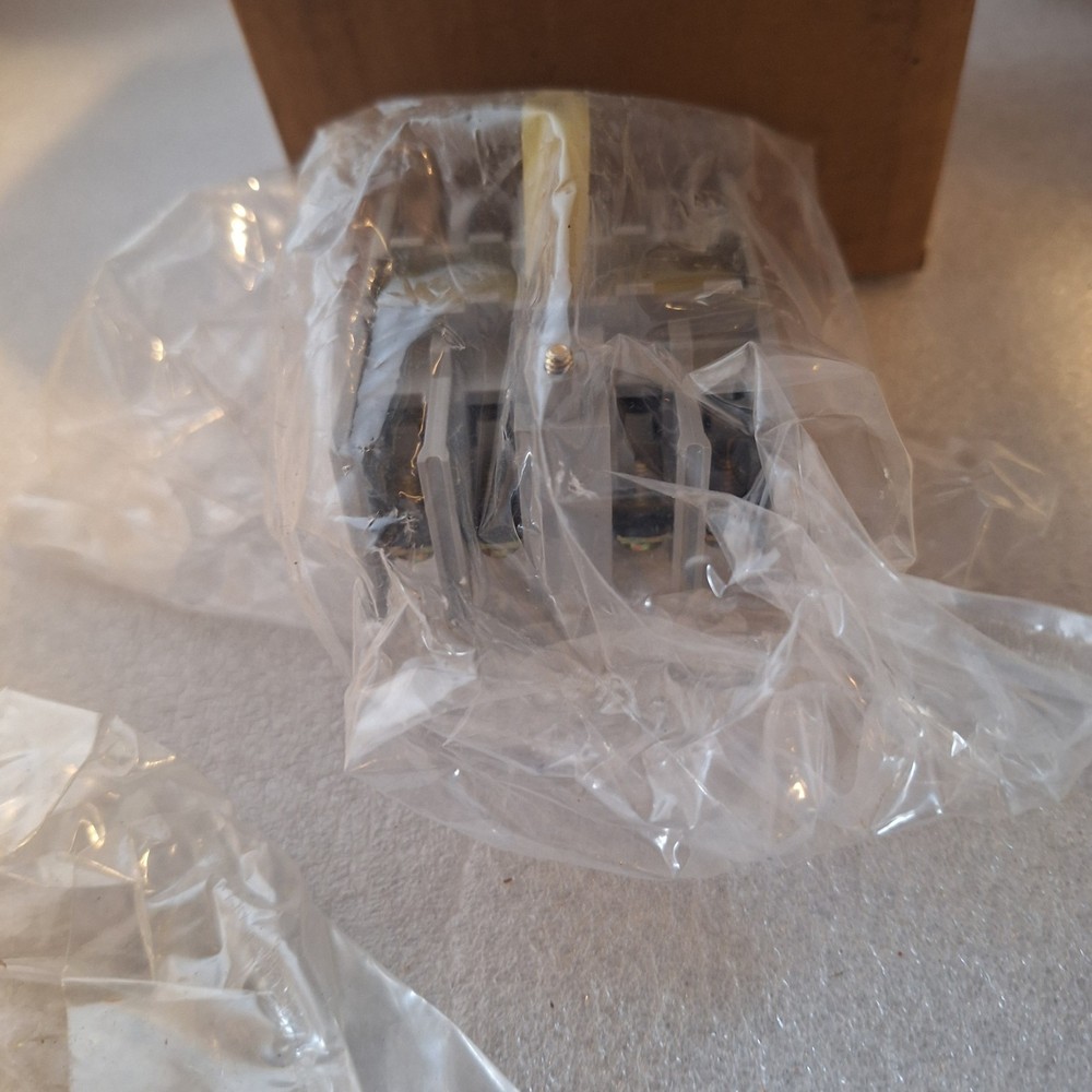 Square D Control Relay Class 8501 Type X