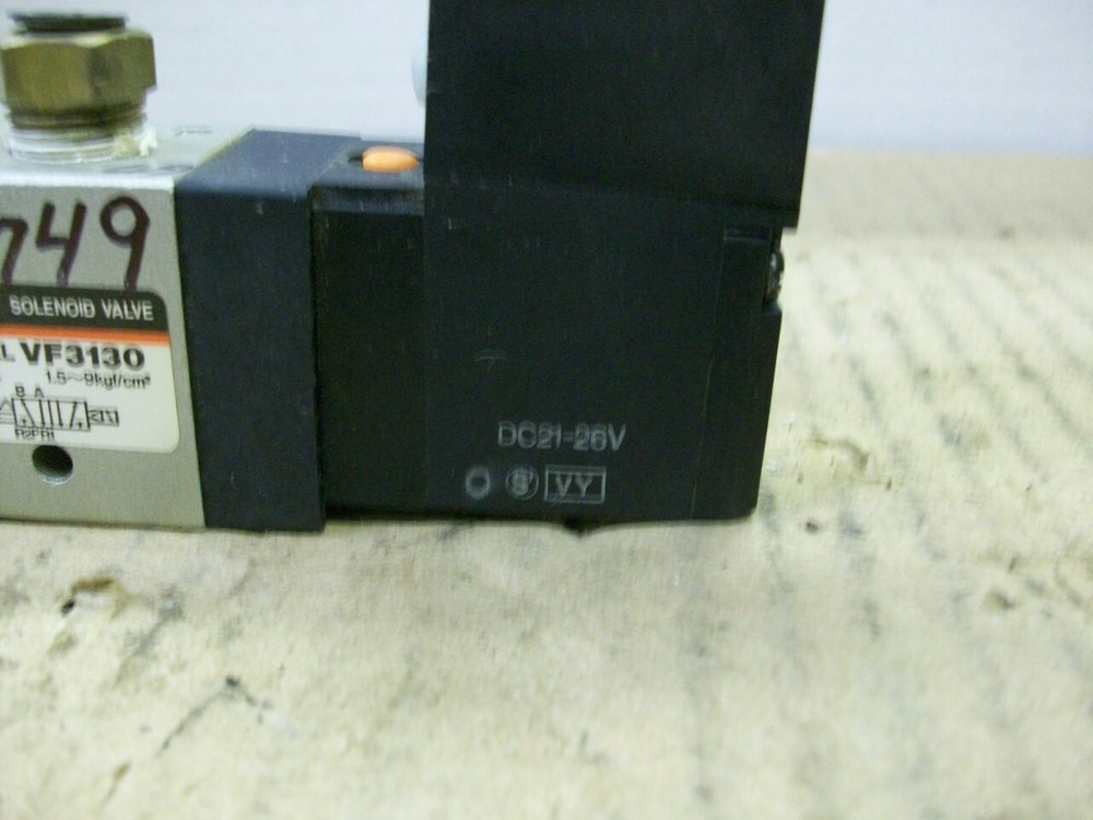 SMC VF3130 SOLENOID VALVE (DC21-26V)