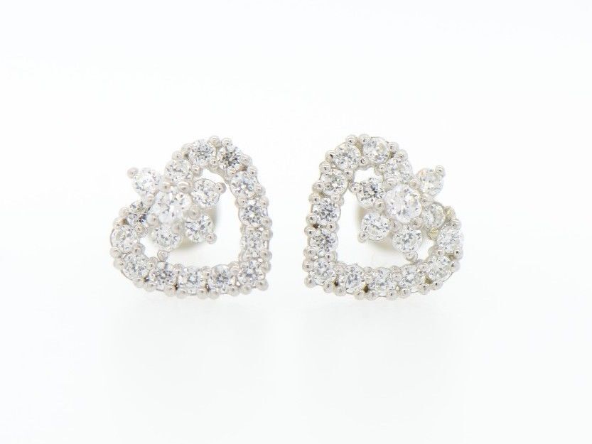 14K White Gold Heart Shape CZ Stud Earrings