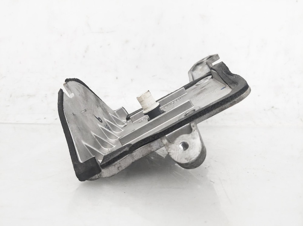 2019 Volvo Xc60 Intergrated Starter Module Bracket 31492642 *R-Design