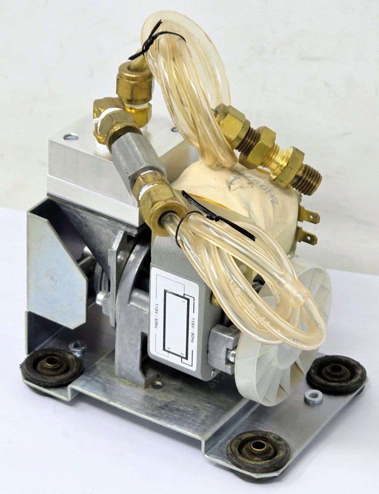 KNF Neuberger Gas Analyzer Pump MPU UN05 ATI