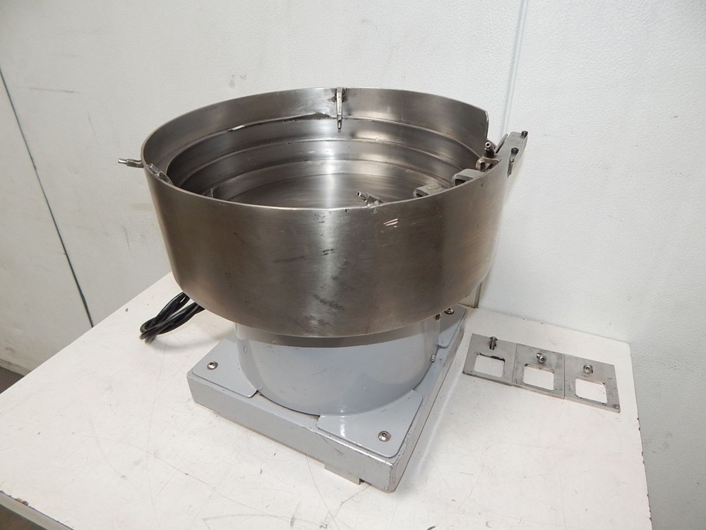 PIGORE CCW 15 VIBRATORY BOWL FEEDER 15" M5080