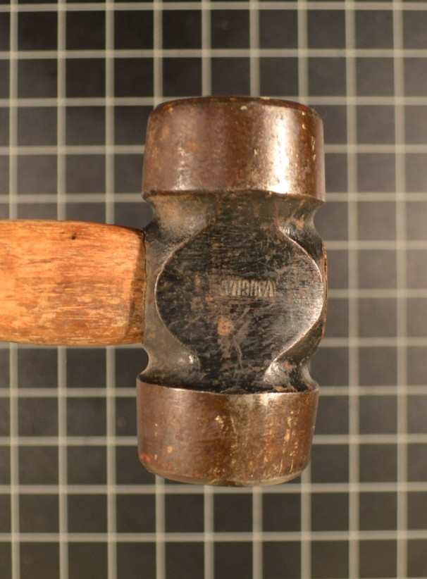 VAUGHAN LINEMAN DOUBLE HEADED HAMMER - ORIGINAL HANDLE - GOOD CONDITION