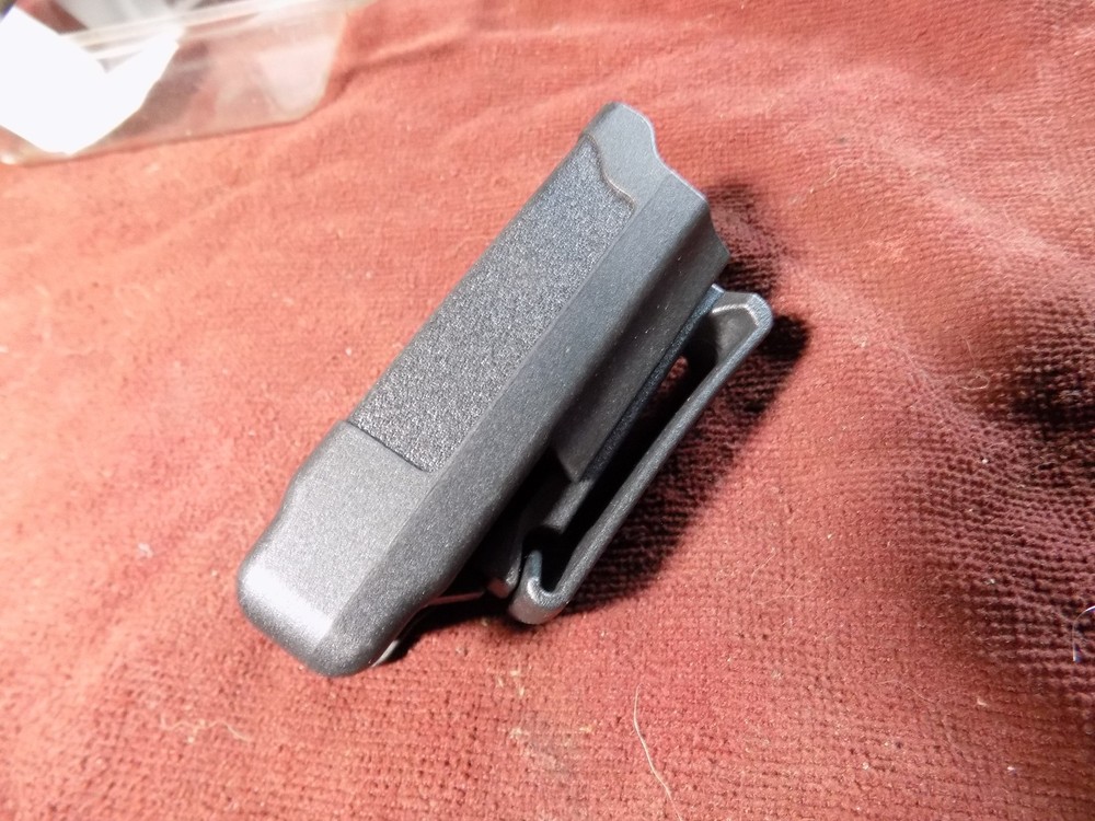 Blackhawk! Single Stack MAG Case, Matte Finish, Fits Most Single Stack Magazines