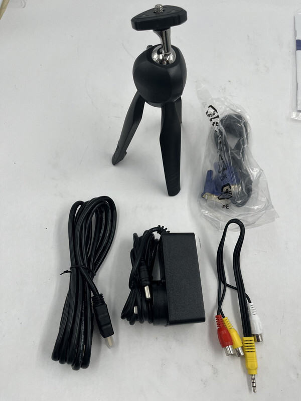 BIGASUO PRO302 HD BLUETOOTH PROJECTOR BUILT IN DVD PLAYER