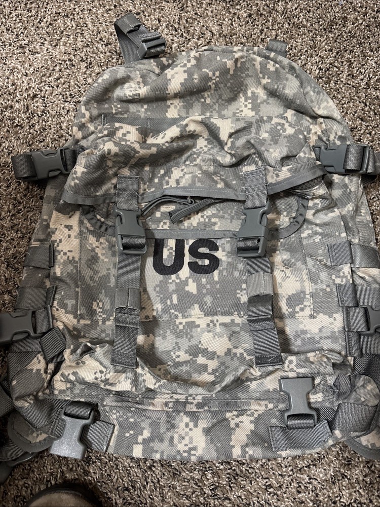 US ARMY ACU ASSAULT PACK 3 DAY MOLLE II BACKPACK BUG OUT BAG w/ Stiffener Nice