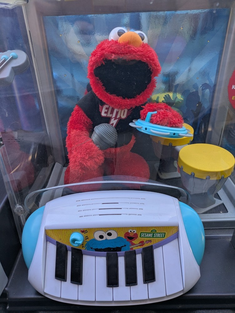 Let’s Rock Elmo Store Display