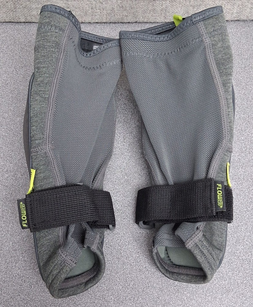 iXS Flow EVO+ Elbow Guards - Grey, M