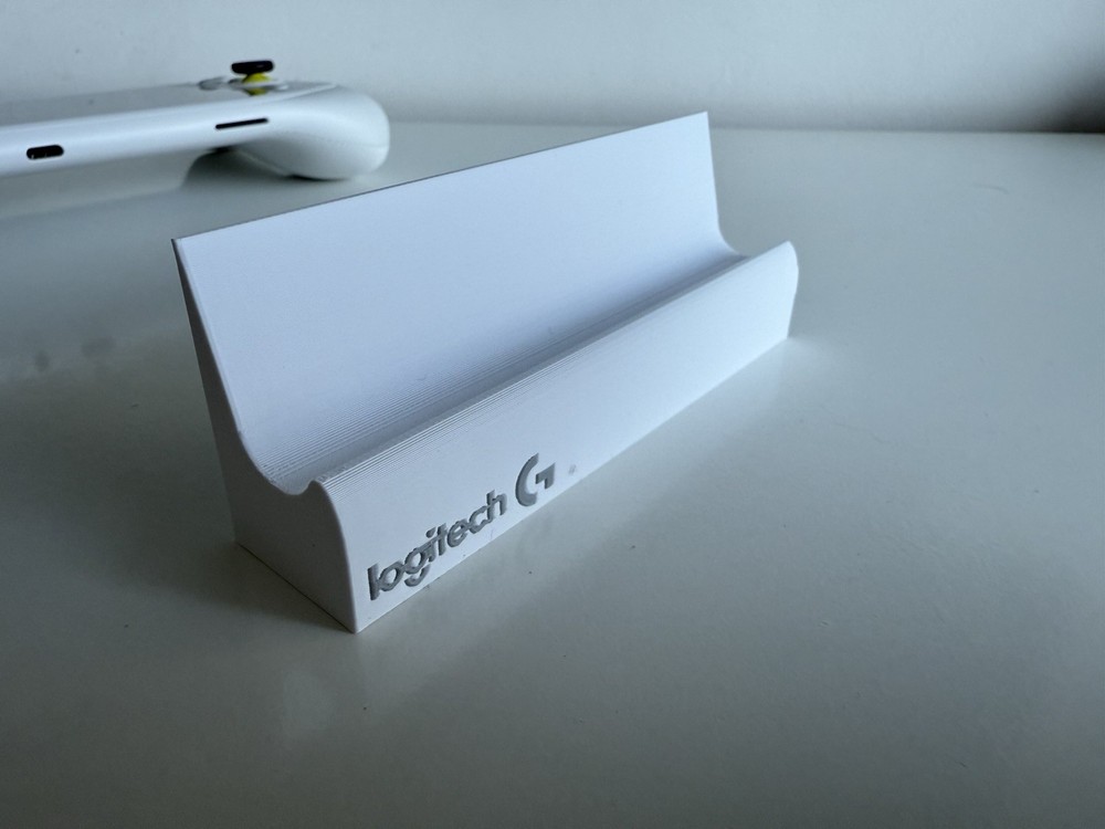 Logitech G Cloud Handheld Console Stand 3D printed (No Console Included)
