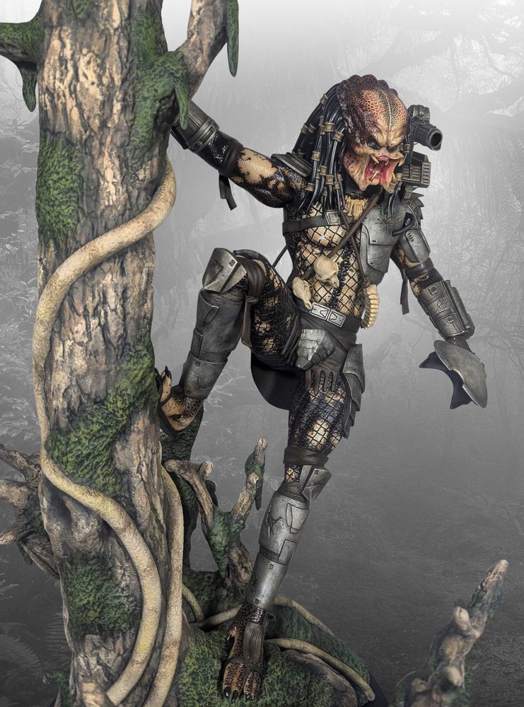 Predator Jungle Hunter 36" Statue by HCG Limited Edition