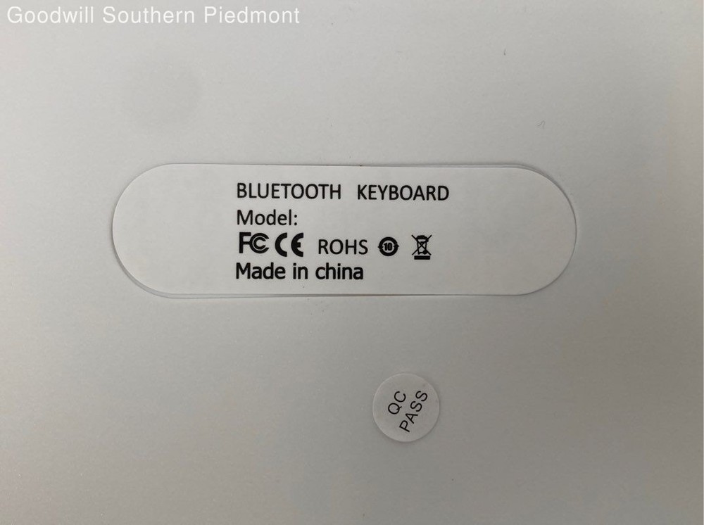 Unbranded Multi-Platform BT Keyboard for Phones, Tablets, Etc. - Open Box