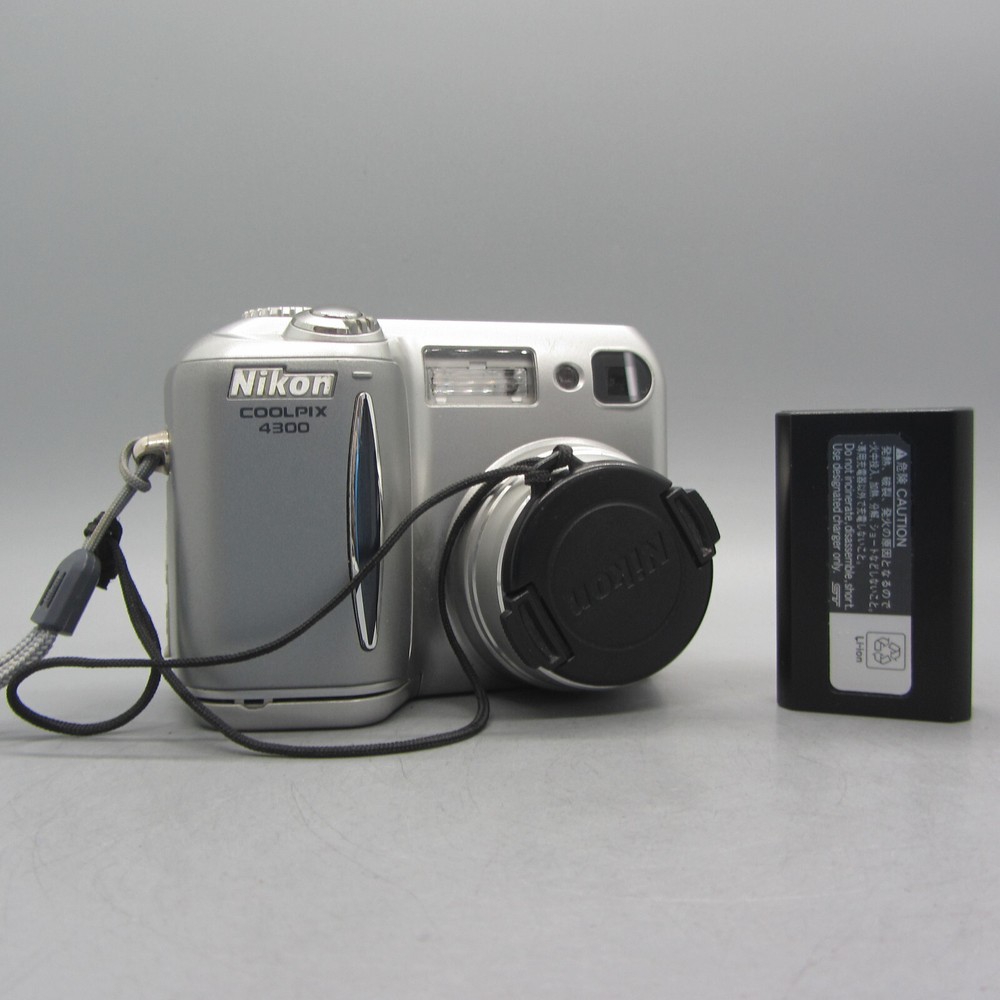 Nikon Digital Camera Coolpix 4300 4.0MP Silver Tested