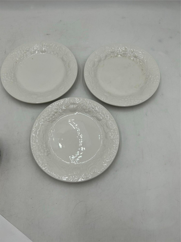 3) BLANC SUR BLANC   DESSERT PLATES     EMBOSSED FRUIT EDGE   WHITE