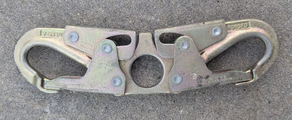 N-3660 Forged Spreader Snap Hook Self Locking
