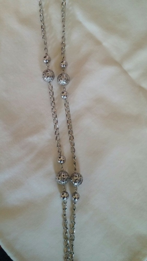 Vtg Silver Tone Chain-Bead Necklace/ Single or Double/ 20" L