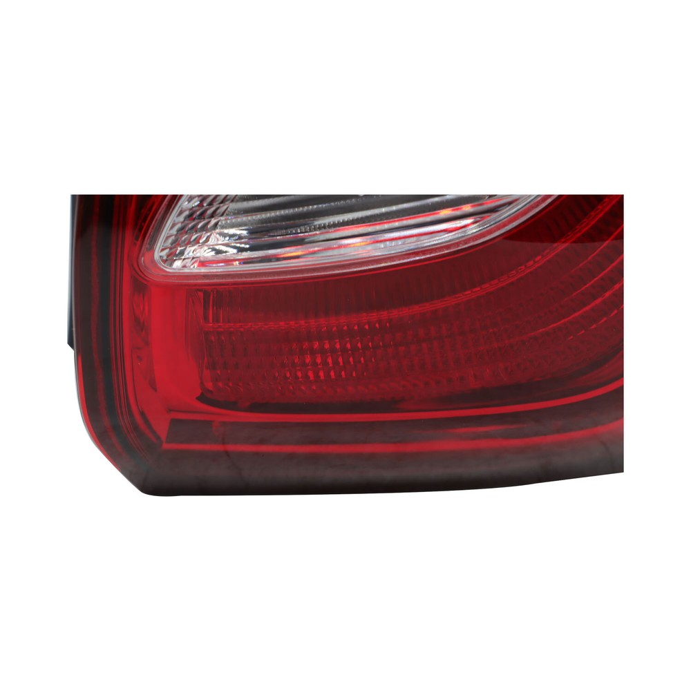 Fit For 2018-2021 Chevy Equinox Passenger Side Halogen Tail Light Assembly Outer