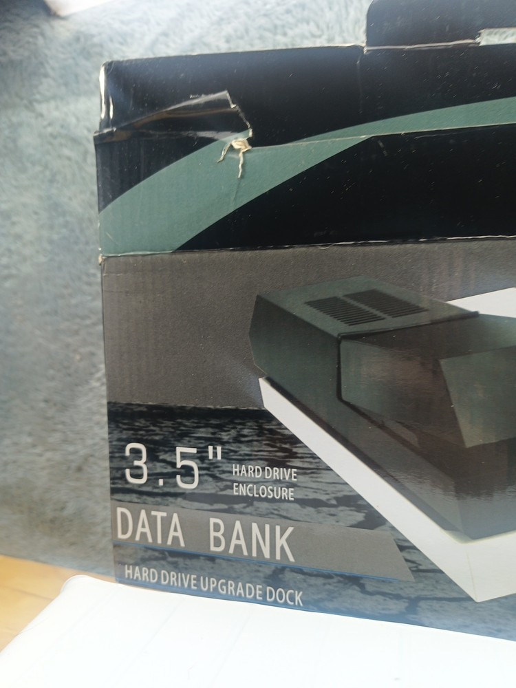 Data Bank 3.5" HDD Enclosure PS4 JYS-P4113 READ DESCRIPTION